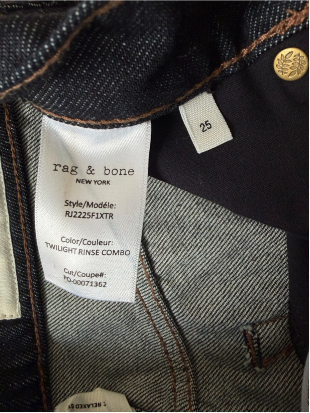 Rag & Bone Shea Ankle Relaxed Straight Jeans
Lightweight Rigid in Twilight Rinse - Picture 10 of 15